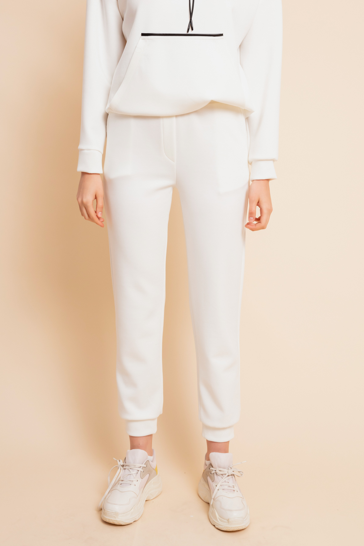 Women's White Sweatpants - 21K017252R01