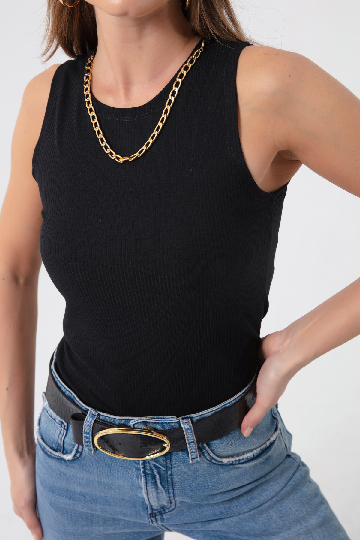 Women's Black Necklace Knitted Blouse