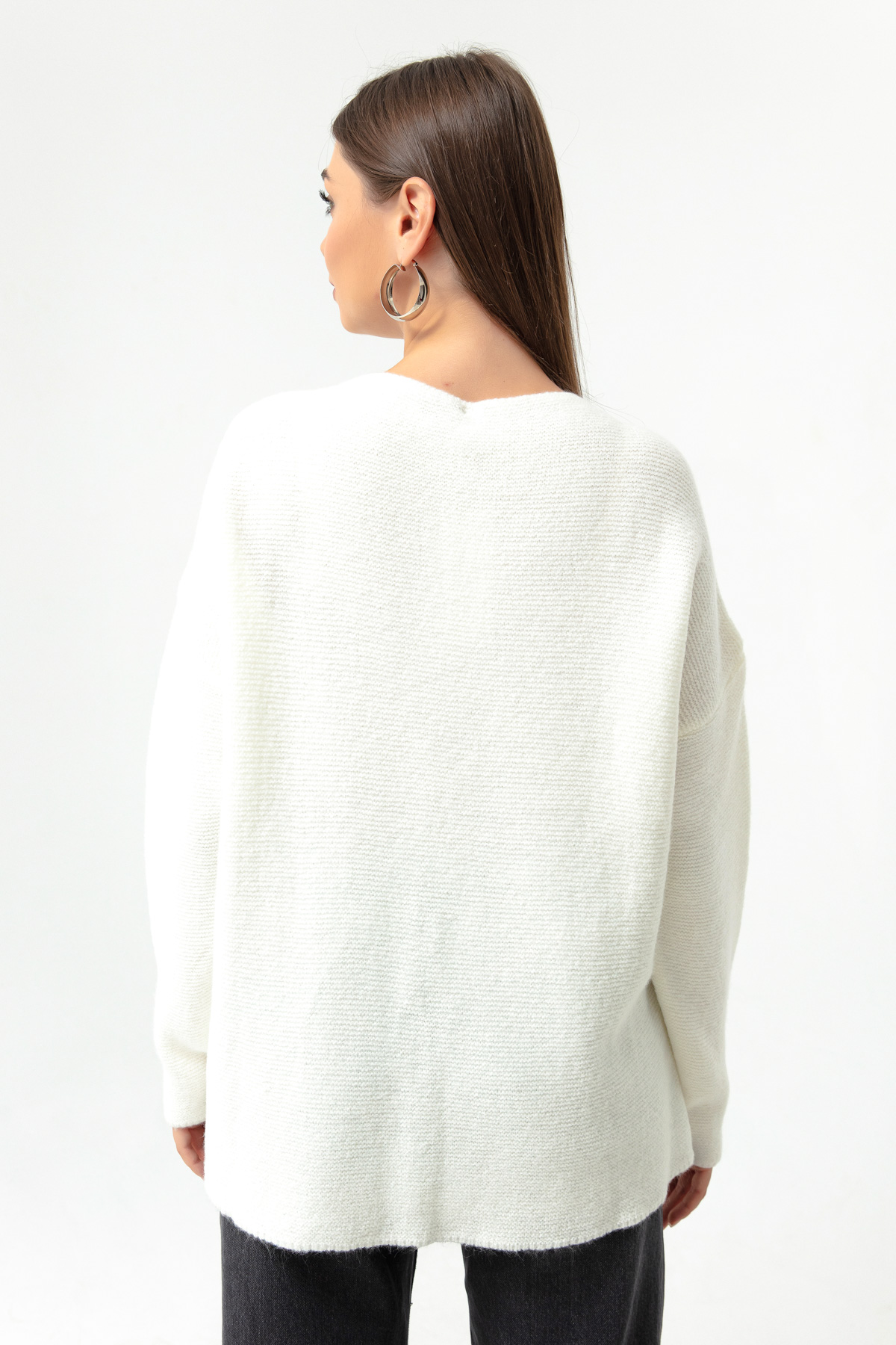 Women's White Boat Neck Knitwear Sweater