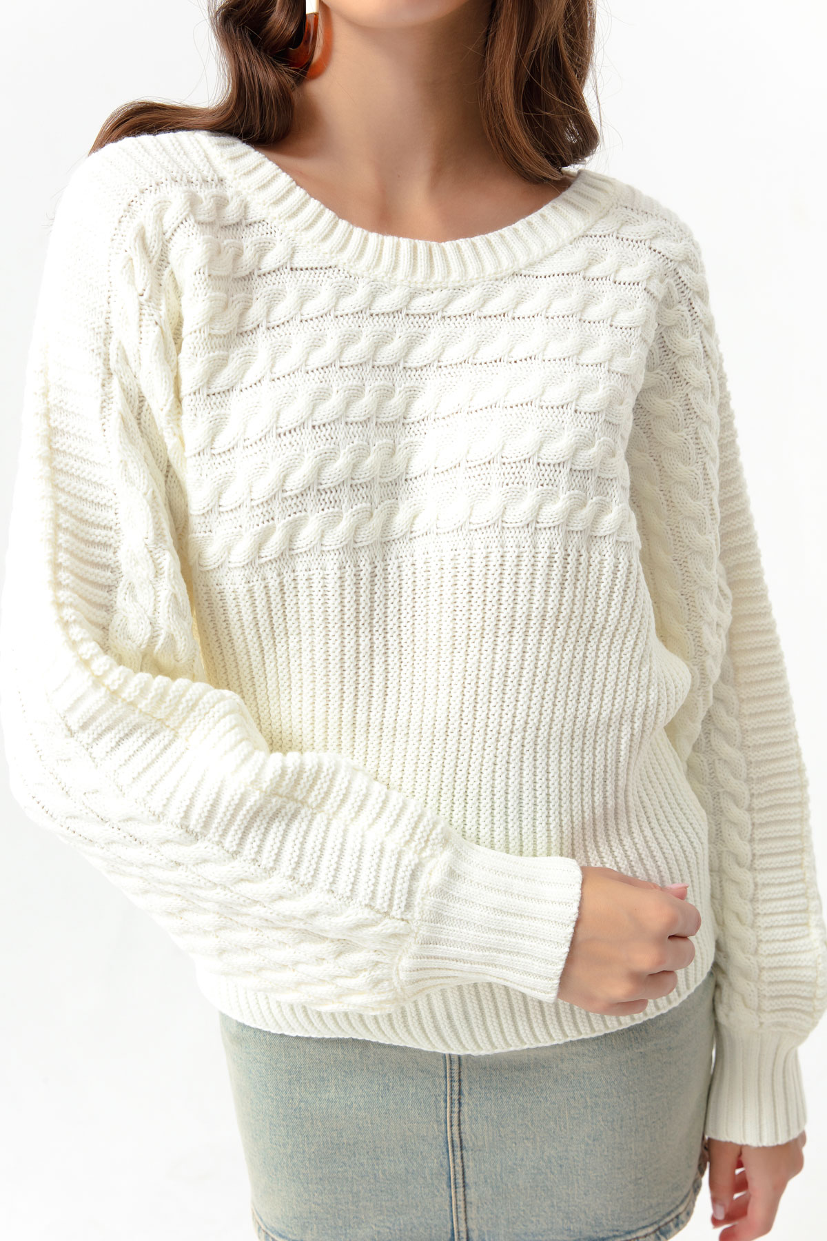 Women's White Boat Neck Knitwear Sweater