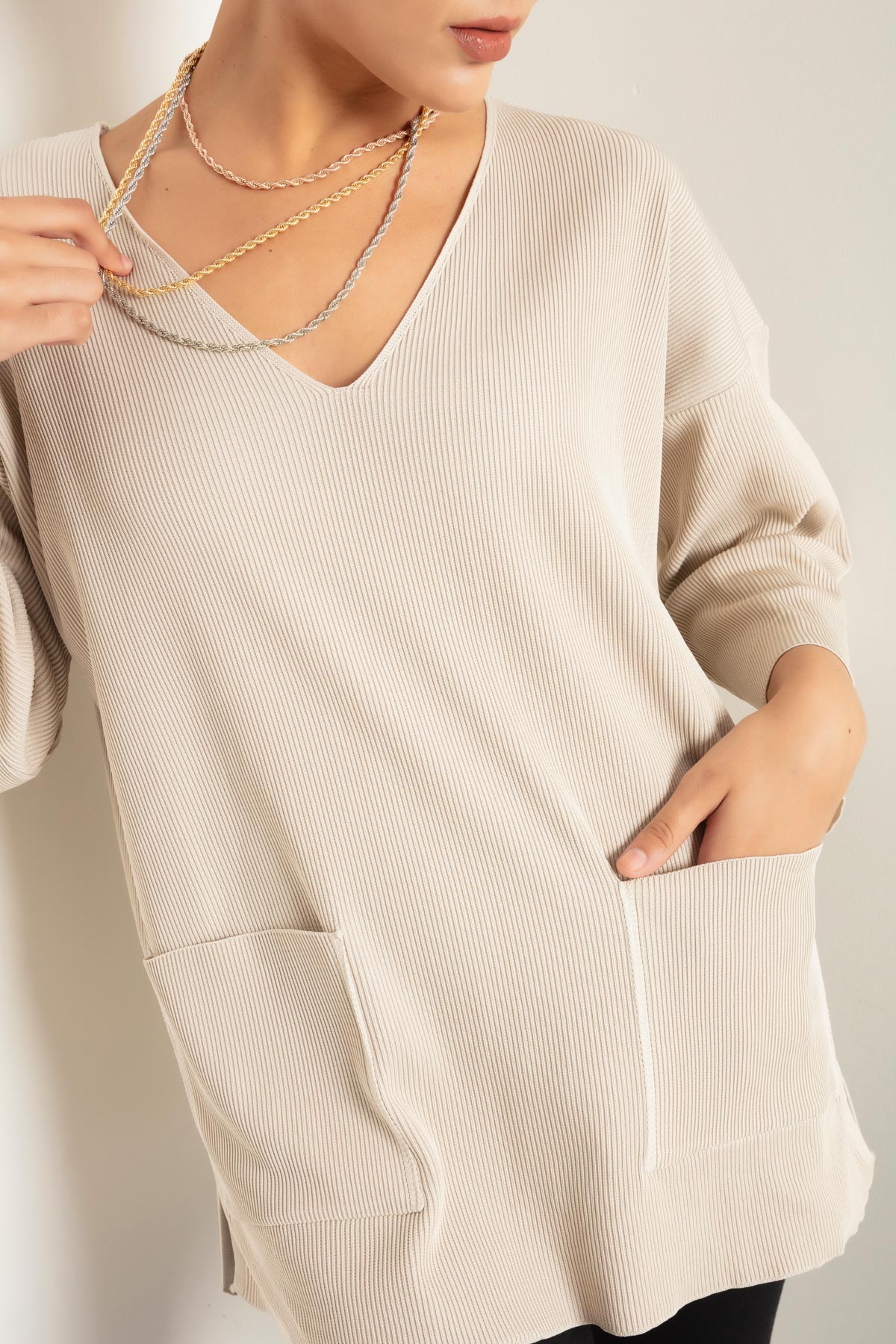 Women's Beige V-Neck Sweater